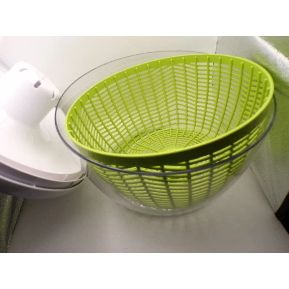 Tupperware Spin‎ Smart Salad Spinner White Lime Green Manual Pump Colander Bowl